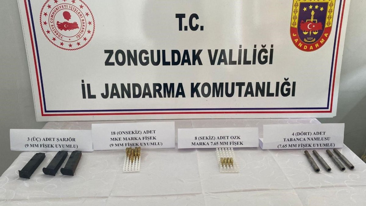Zonguldak havalimanında valizden silah çıktı