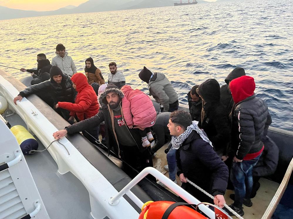 Datça’da 51 göçmen kurtarıldı