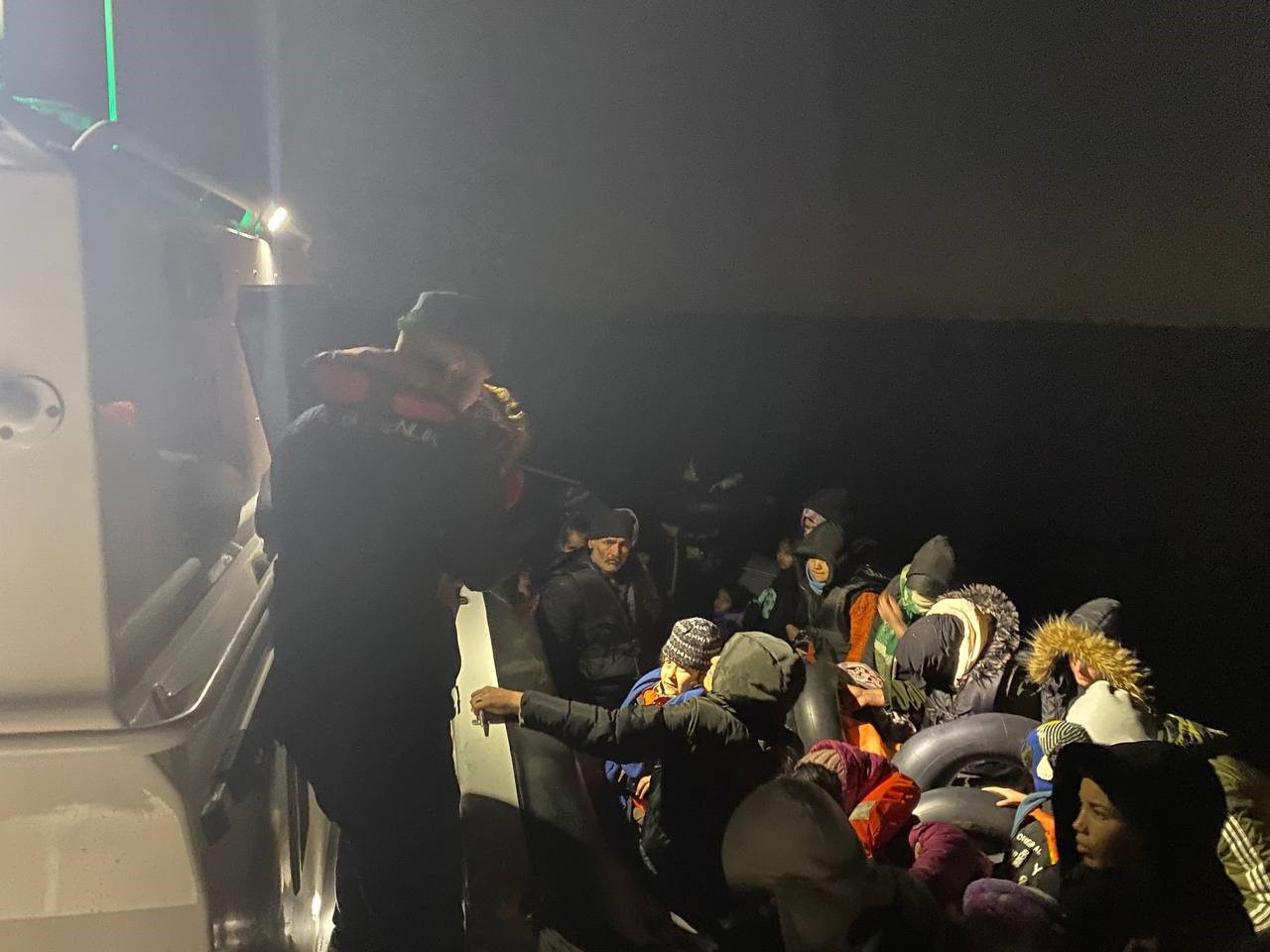 Aydın’da 52 kaçak göçmen kurtarıldı