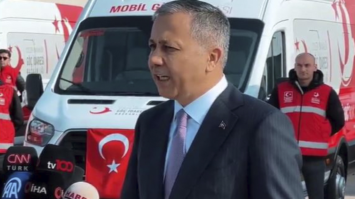 Ali Yerlikaya İstanbul'da 7 ayda 56 bin kaçağın sınır dışı edildiğini söyledi