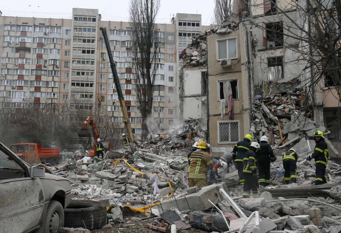 Rusya Ukrayna’da bir apartmanı vurdu ‘Ölü ve yaralılar var’