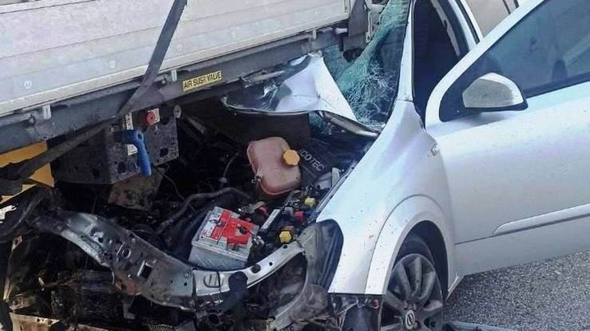 Konya'da trafik kazası 'Yaralılar var'