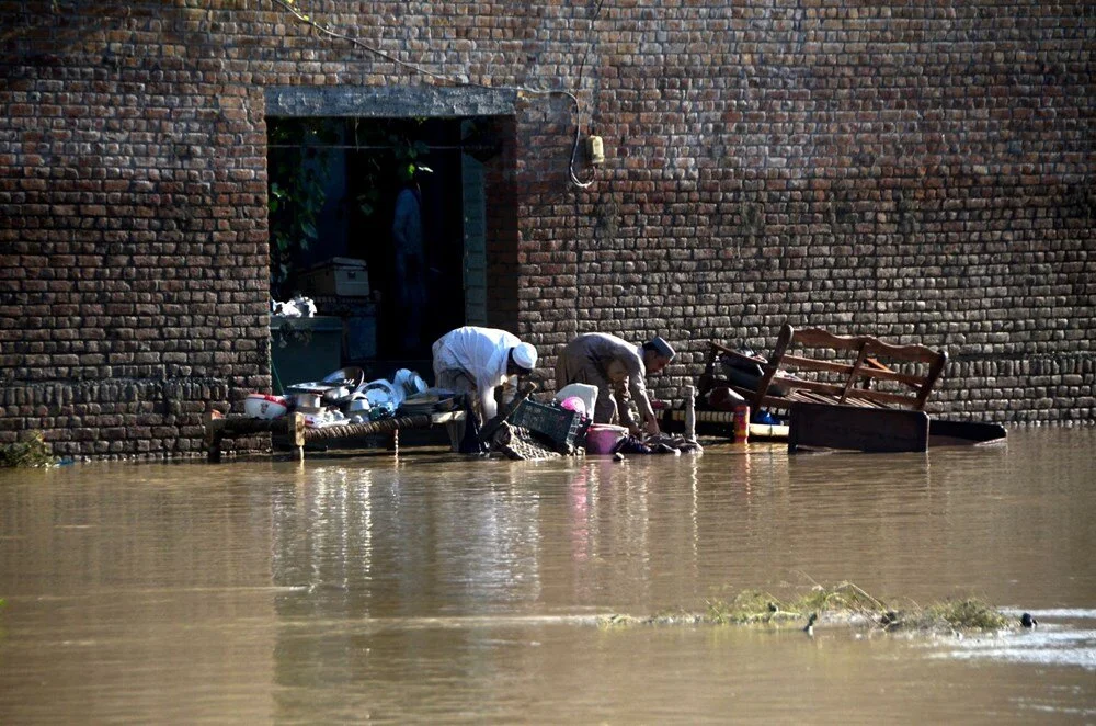 Pakistan'da şiddetli yağışlar 37 can aldı