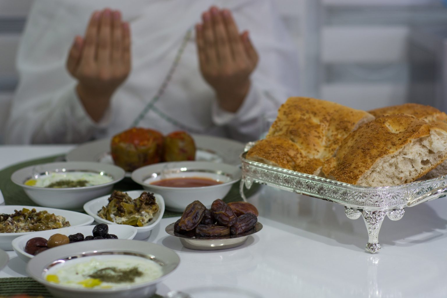 Ramazanın ilk günü iftar saati 2024 'Oruç tutacaklara ramazanın ilk günü sahur ve iftar saatleri