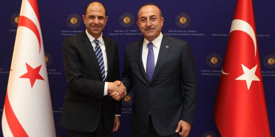 Çavuşoğlu KKTC'li mevkidaşıile görüştü