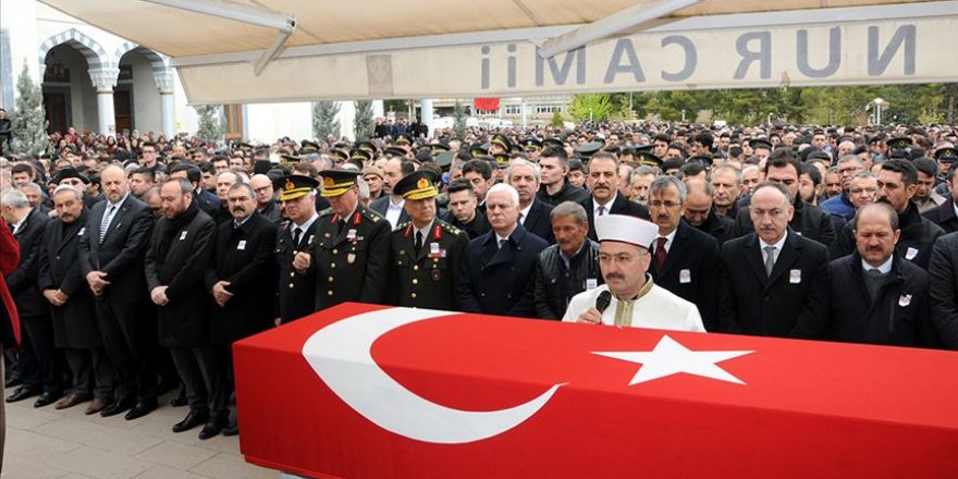Türkiye şehitlerini uğurluyor