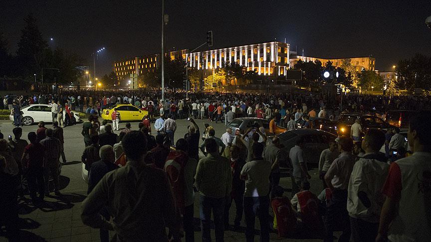 Tutuklanan FETÖ şüphelisi asker sayısı 120'ye yükseldi