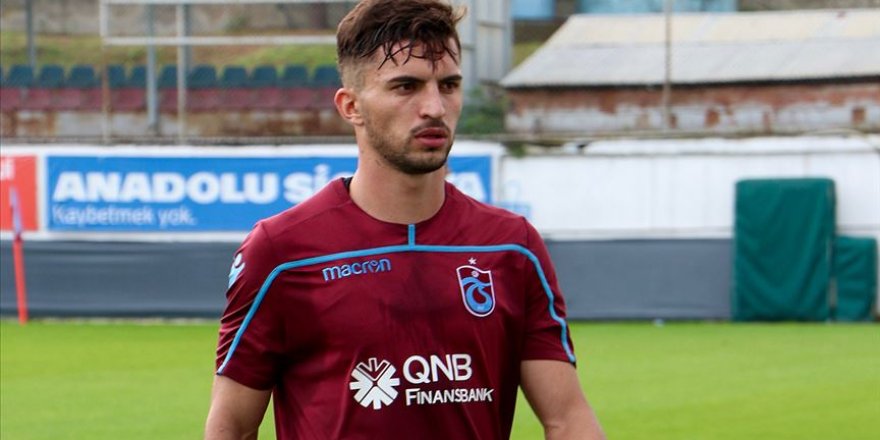 Trabzonsporlu futbolcu trafik kazası geçirdi