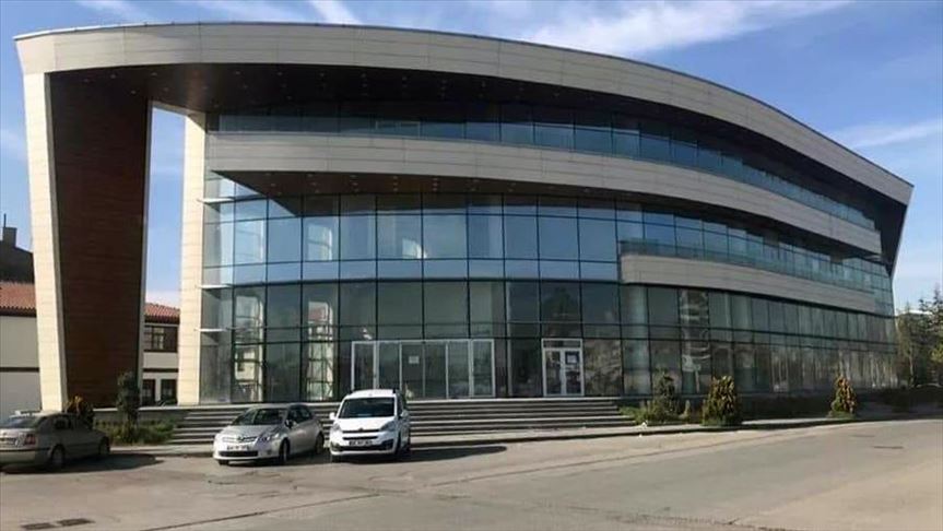 Saadet yeni genel merkezini buldu