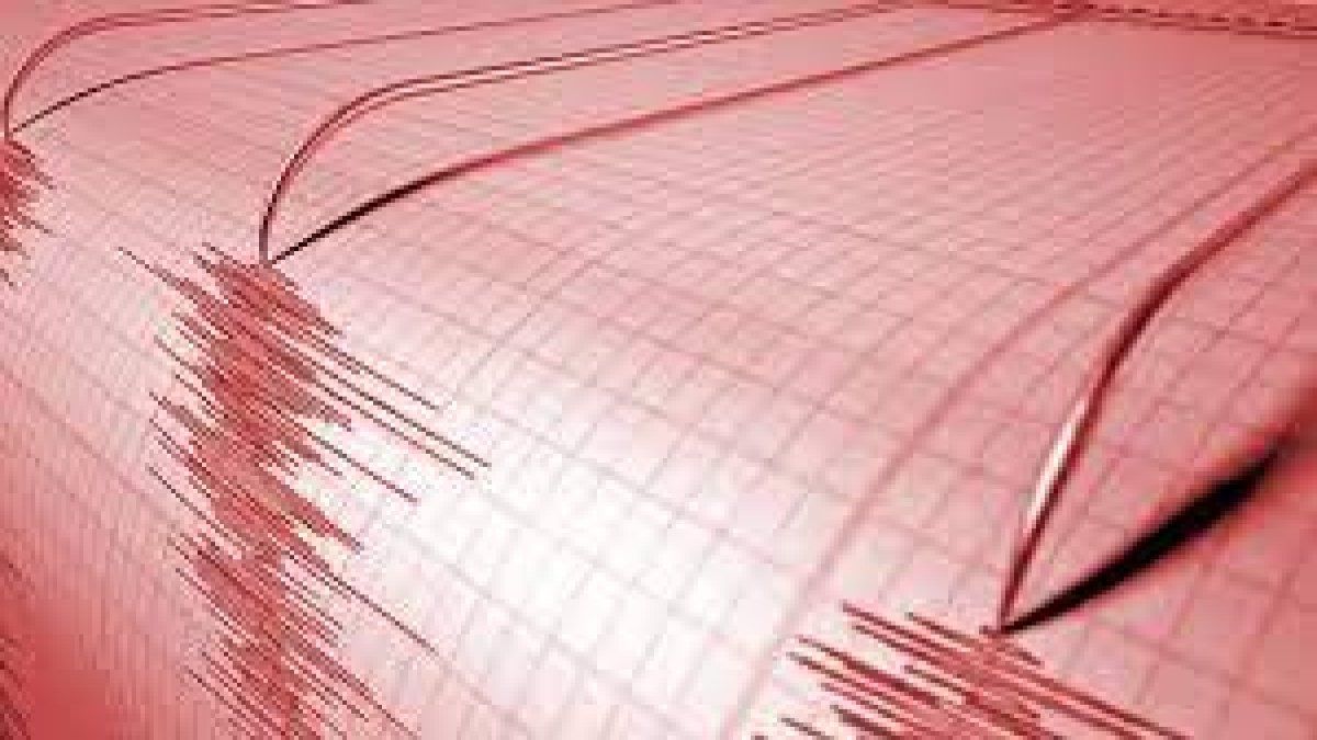 Japonya’da Fukuşima açıklarında 5.6 büyüklüğünde deprem meydana geldi