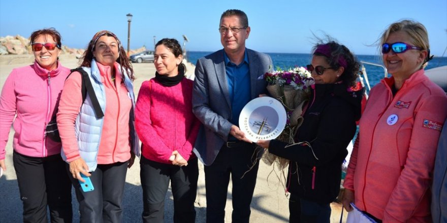 Yelkenci kadınlar Bozcaada'ya ulaştı
