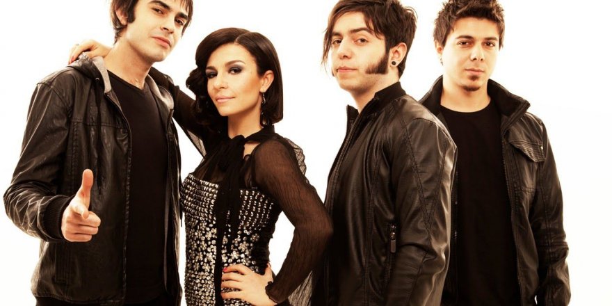 Model grubu dağıldı mı?