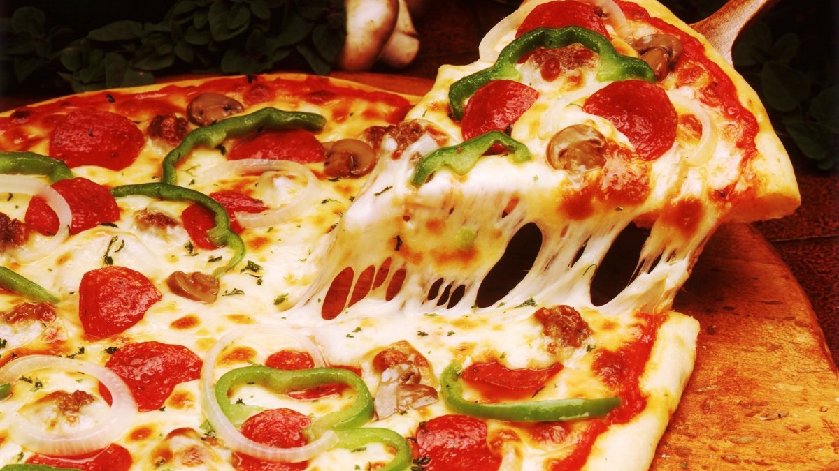 Evde hızlıca yapabileceğiniz pizza tarifi
