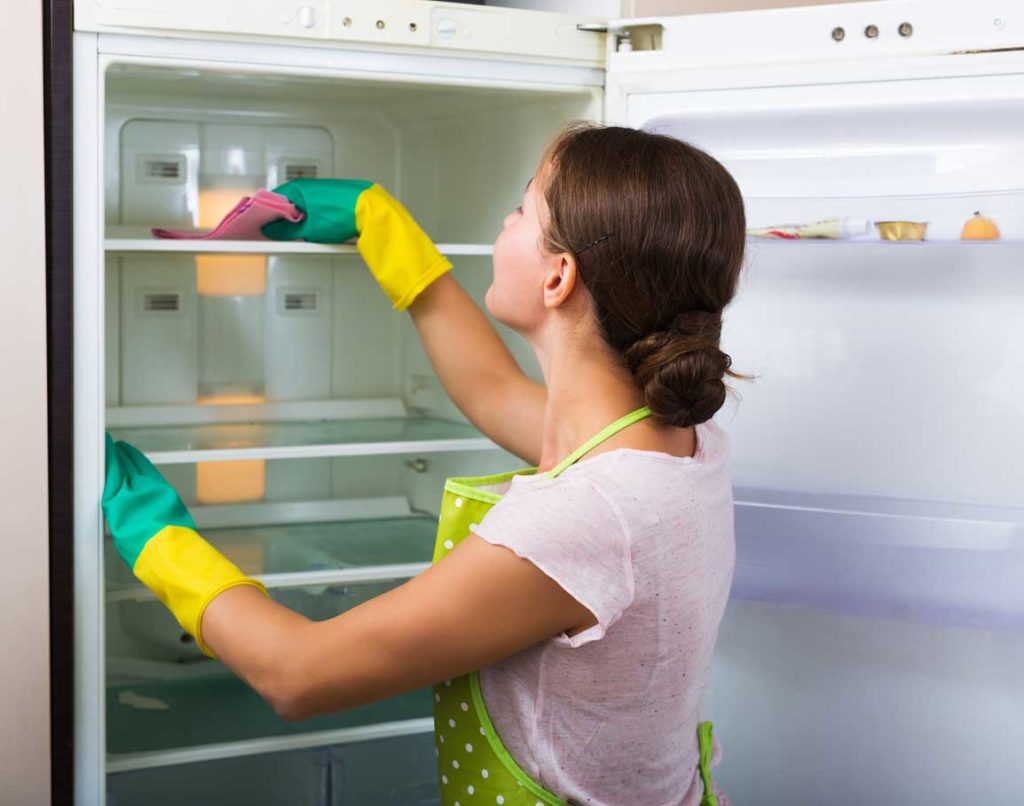 4 Basit yöntemle buzdolabınız hem temiz olacak hem de ömrü uzayacak