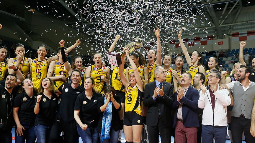 Filede VakıfBank şampiyon oldu