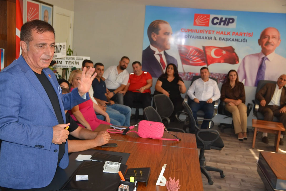 CHP Diyarbakır İl Başkanı Atik istifa etti