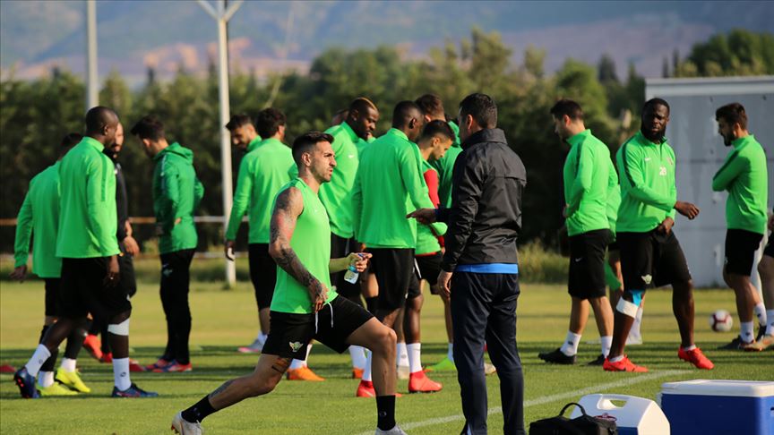 Akhisarspor'dan Süper Lig'e veda