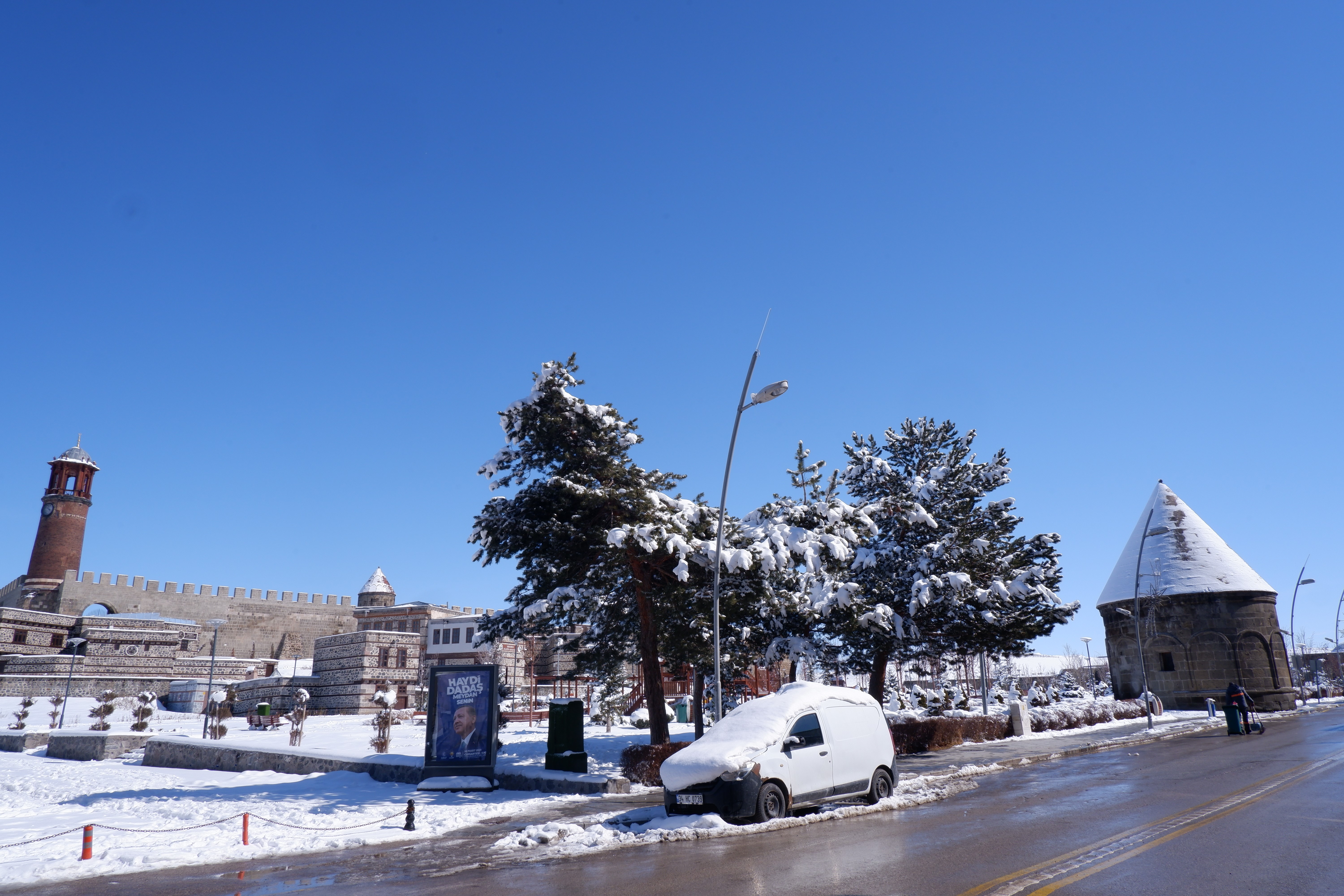 Erzurum’da 45 köy kolu için çalışmalar sürüyor