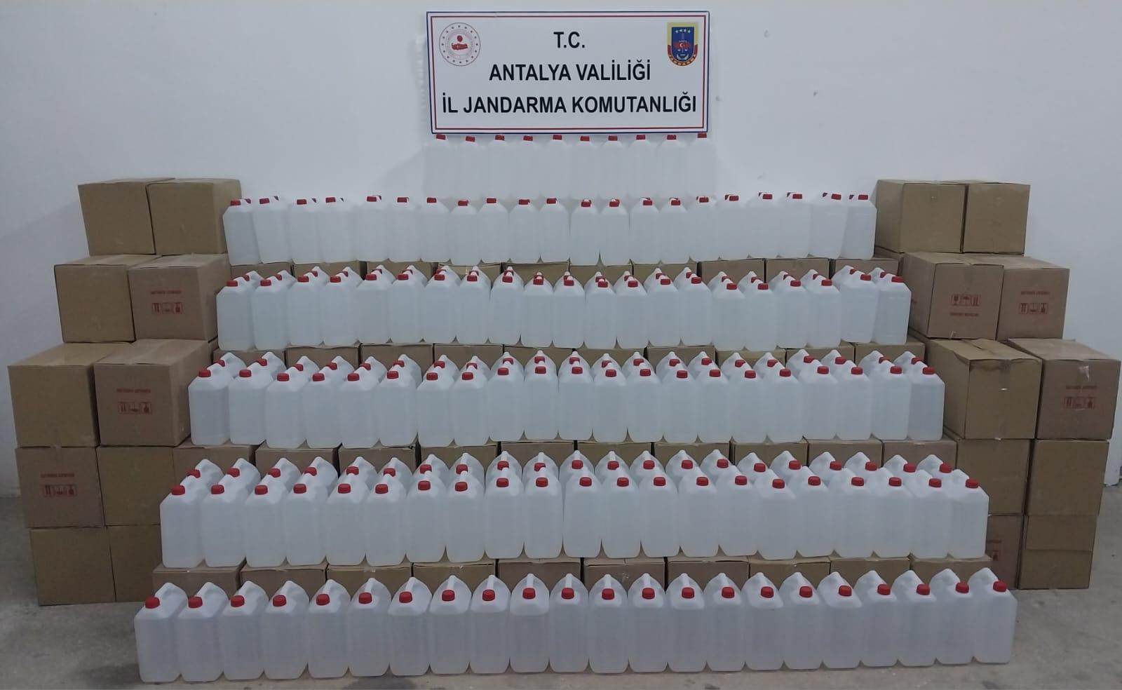 Antalya'da 7 ton kaçak sahte etil alkol ele geçirildi