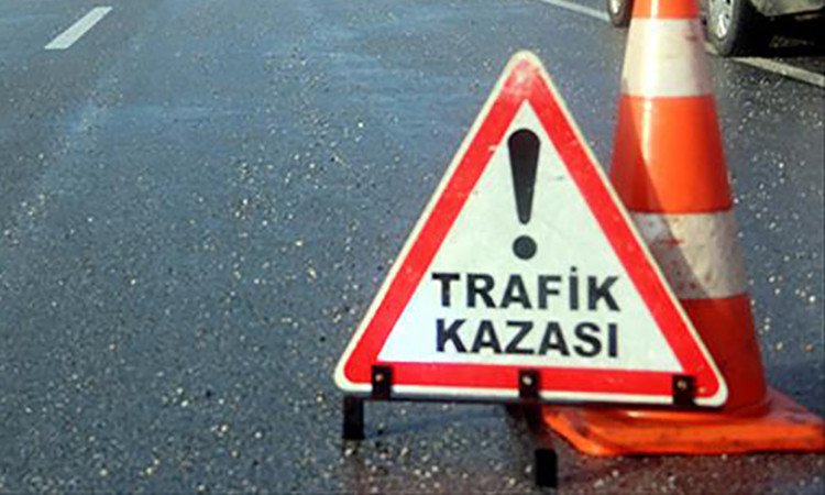 Ankara’da kamyon devrildi '1 yaralı'