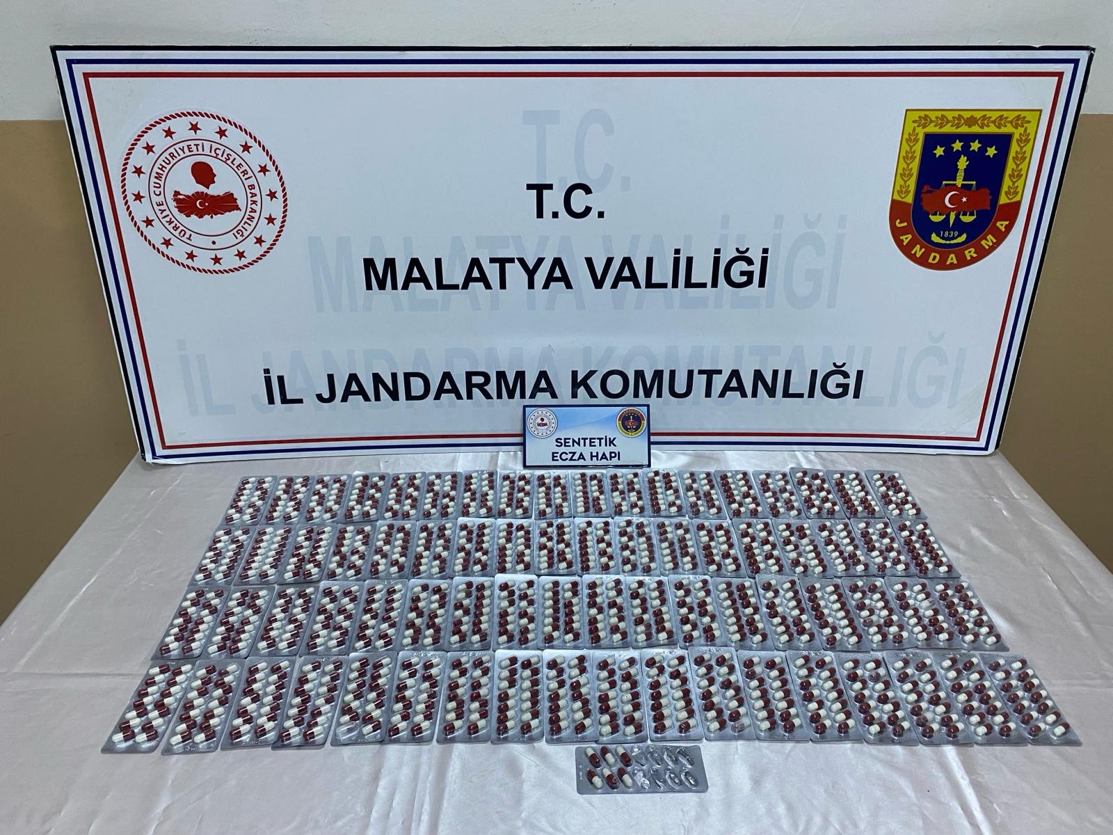 Malatya'da uyuşturucu operasyonu 'Binden fazla sentetik hap ele geçirildi'