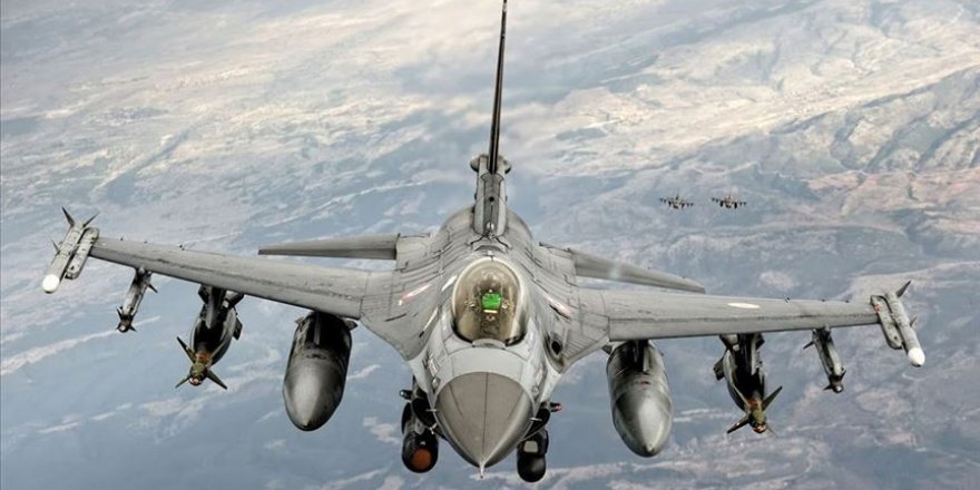 Irak'ın kuzeyine hava harekatı