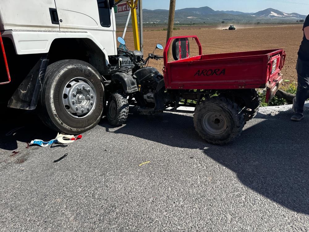 ATV ile kamyon çarpıştı: Bir kişi can verdi