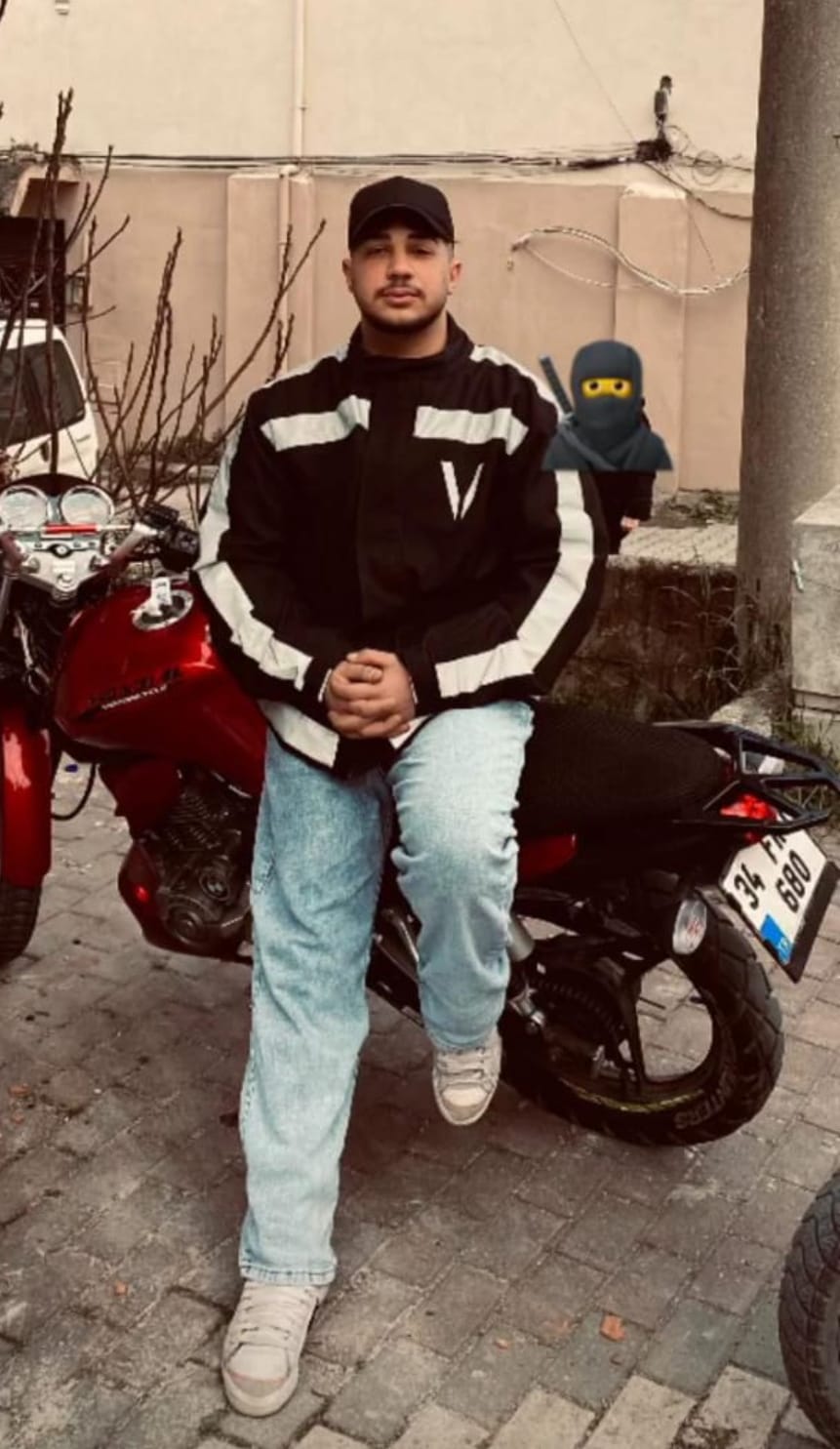 Kocaeli’de motosiklet halk otobüsü ile çarpıştı ’17 yaşında hayatını kaybetti’