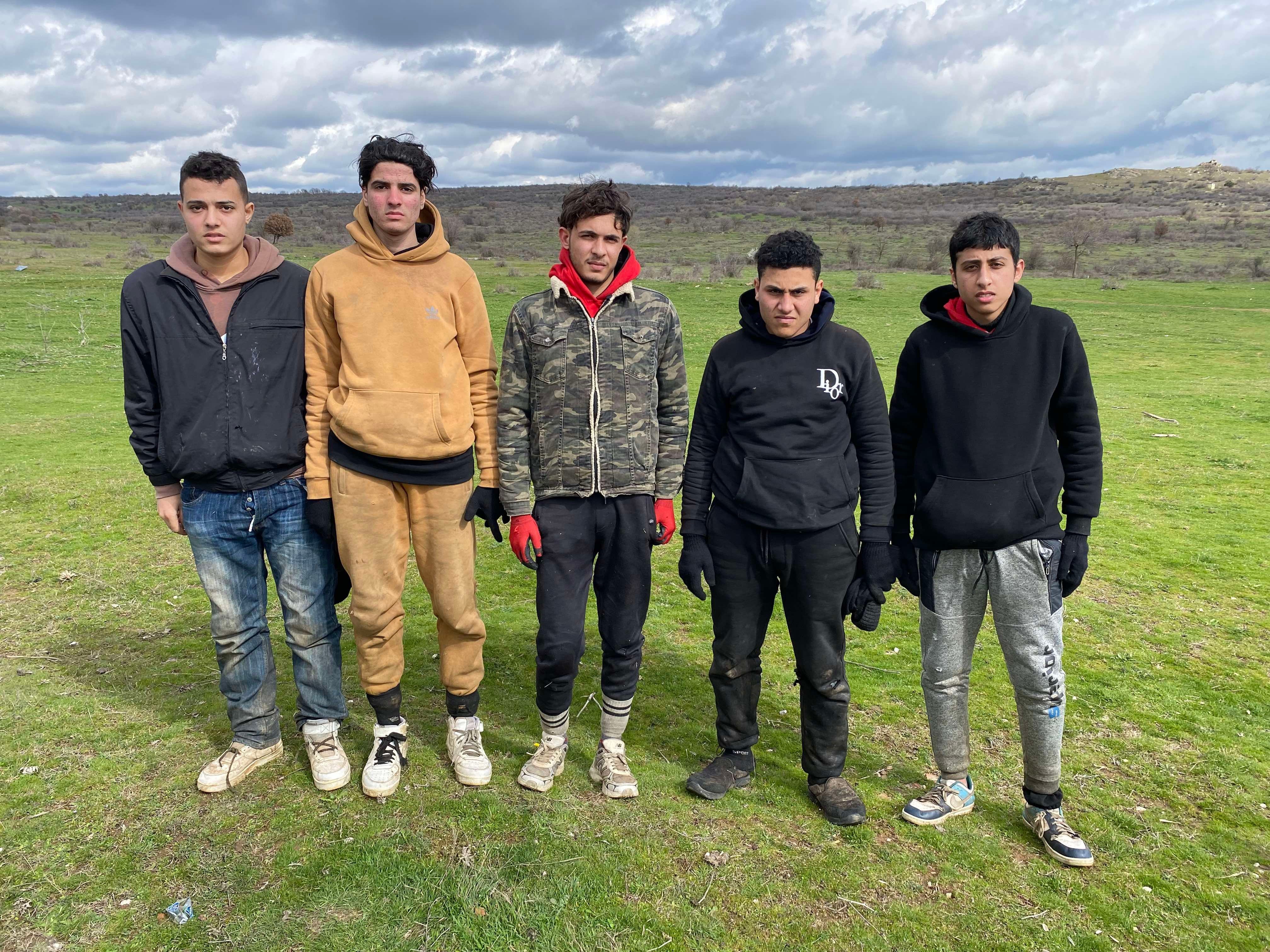Edirne’de 5 kaçak göçmen yakayı ele verdi