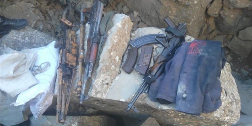 Teröristlerin toprağa gömdüğü silah ve mühimmat bulundu