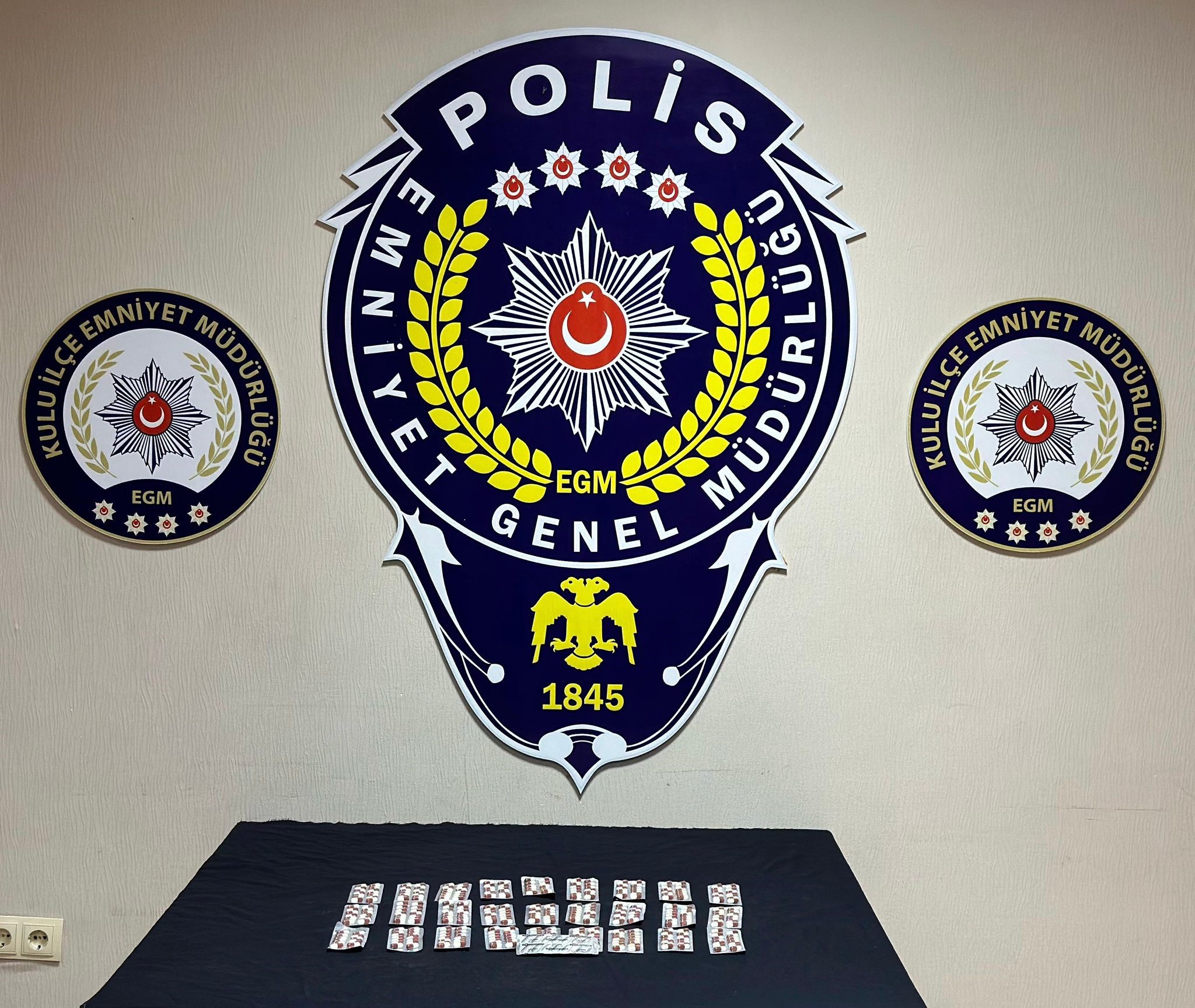 Konya'da uyuşturucu satıcıları tutuklandı