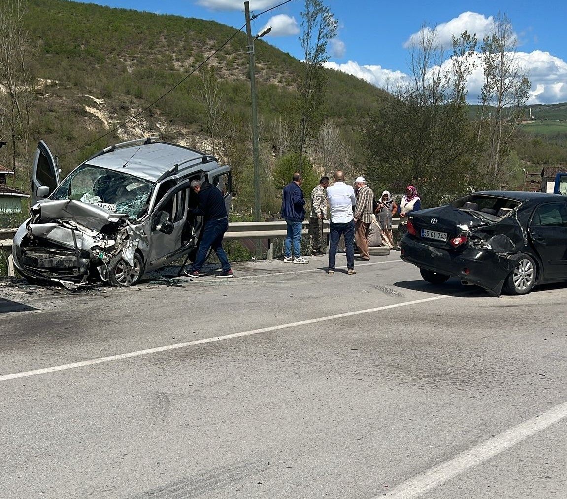 Samsun’da trafik kazası: Yaralılar var