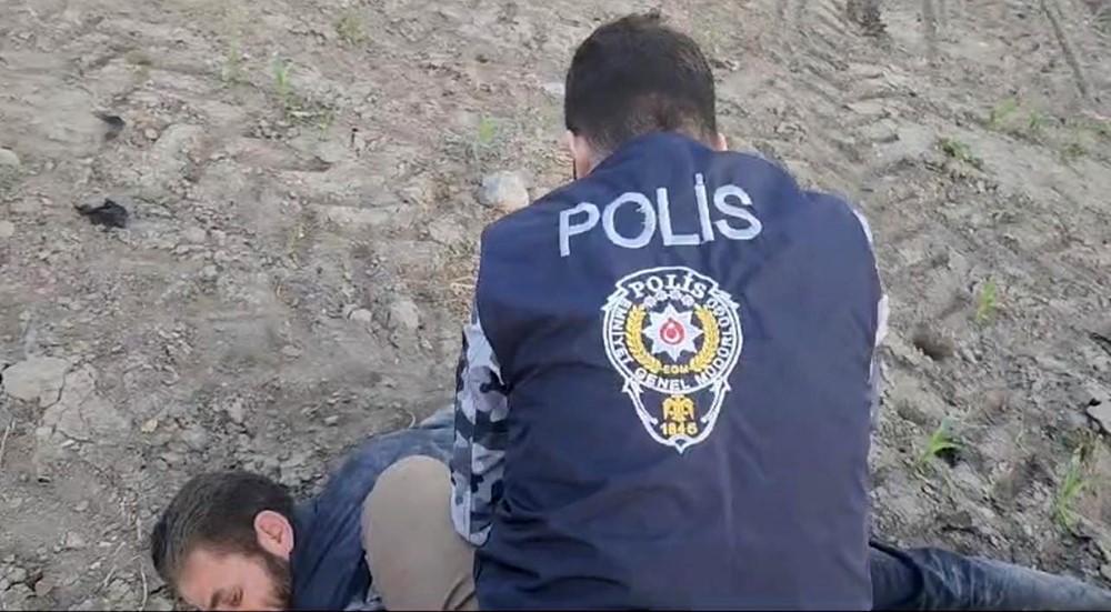 Osmaniye'de 'Dur' ihtarına uymayarak kaçan kaçak göçmenler kıskıvrak yakalandı