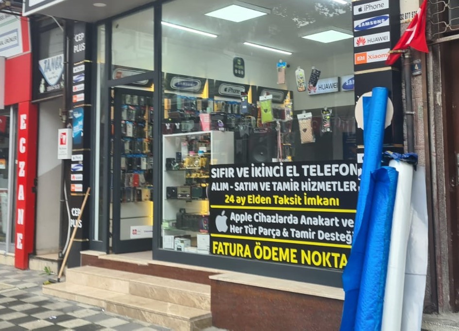 Zonguldak’ta 1 milyon değerinde cep telefonları çalındı