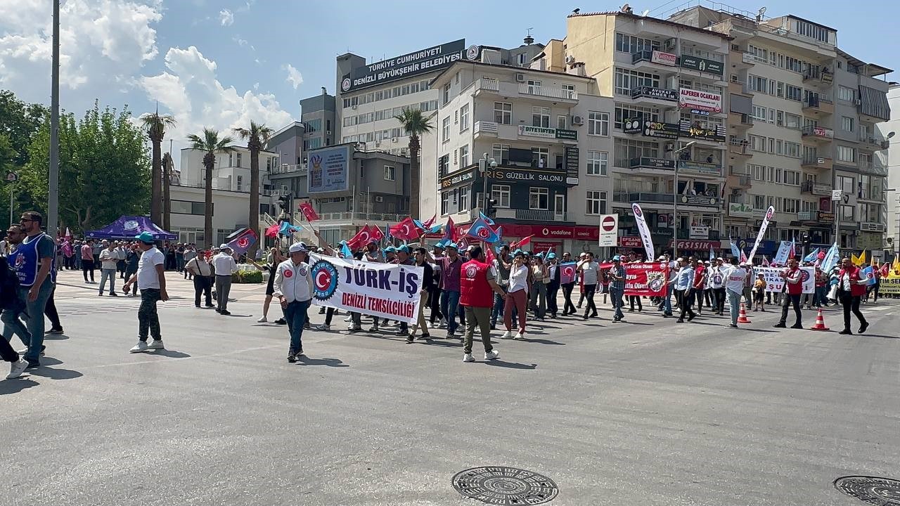 Denizli'de 1 Mayıs coşku ile kutlandı