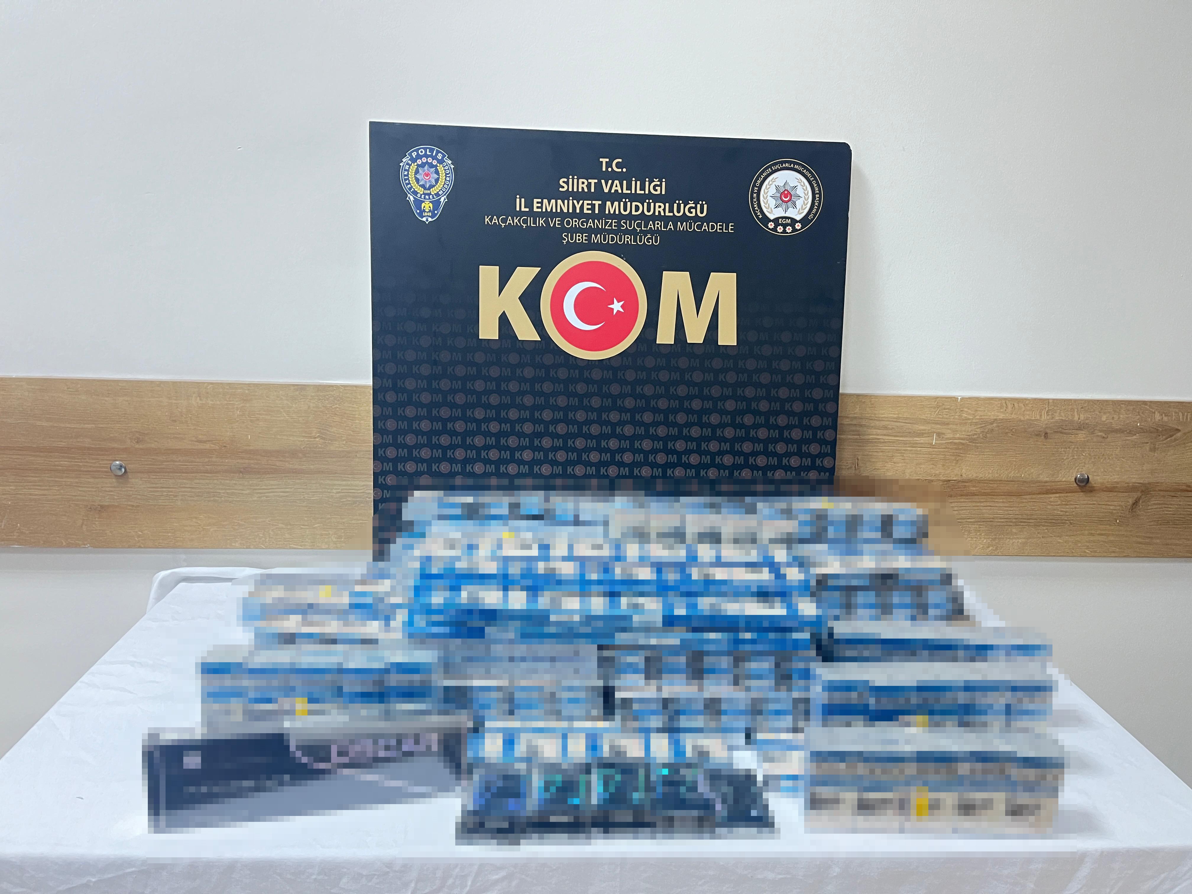 Siirt’te yüzlerce paket kaçak sigara ele geçirildi