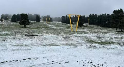 Uludağ'a mayıs ayında kar yağdı