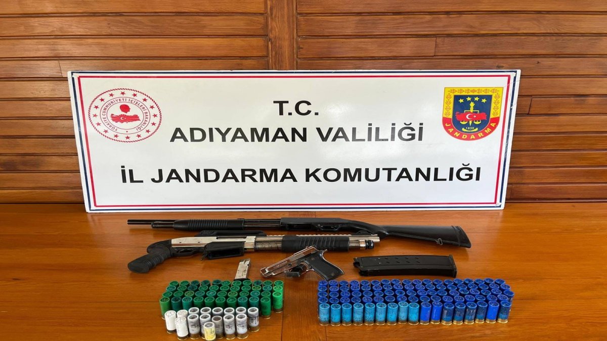 Adıyaman'da nefes kesen operasyon: Çok sayıda silah ele geçirildi