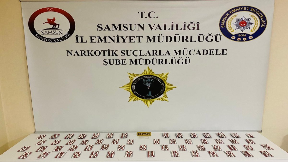 Samsun'da zehir tacirleri kıskıvrak yakalandı