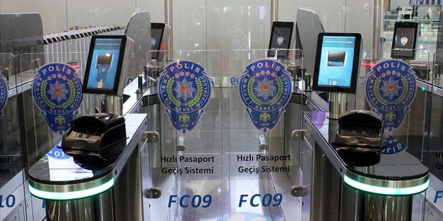İstanbul Havalimanı'nda 'Hızlı Pasaport Geçiş Sistemi' başladı
