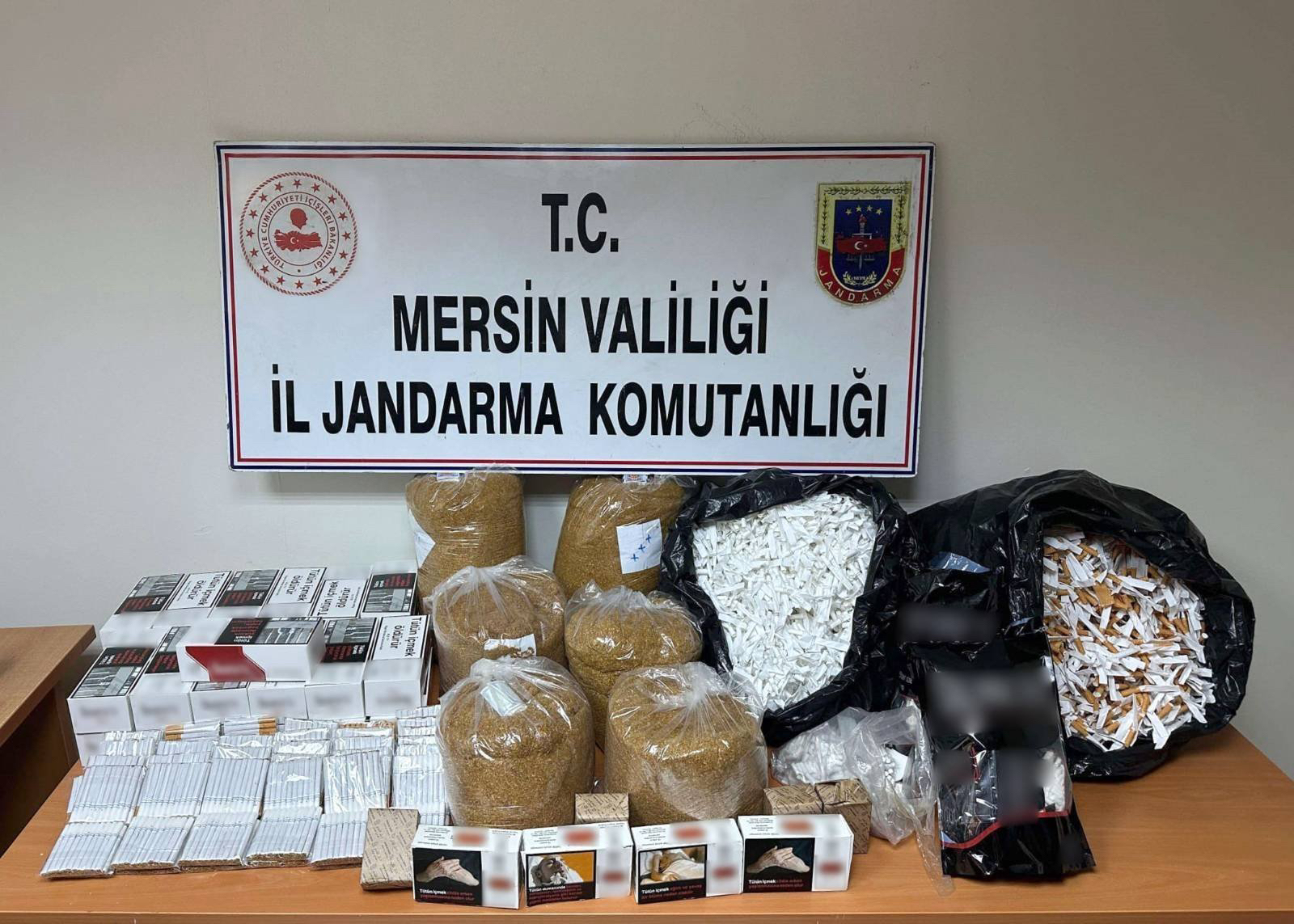 Mersin'de sigara kaçakçılığı operasyonu: 3 gözaltı