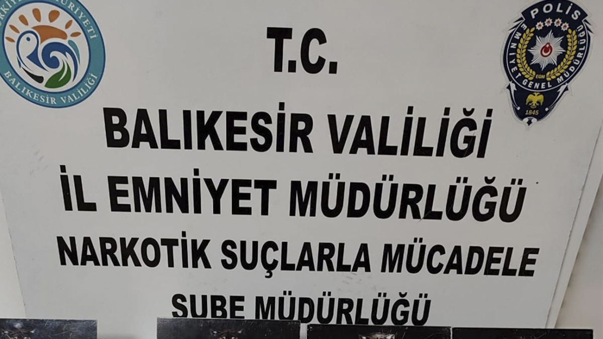 Balıkesir'de uyuşturucu operasyonu: 4 gözaltı