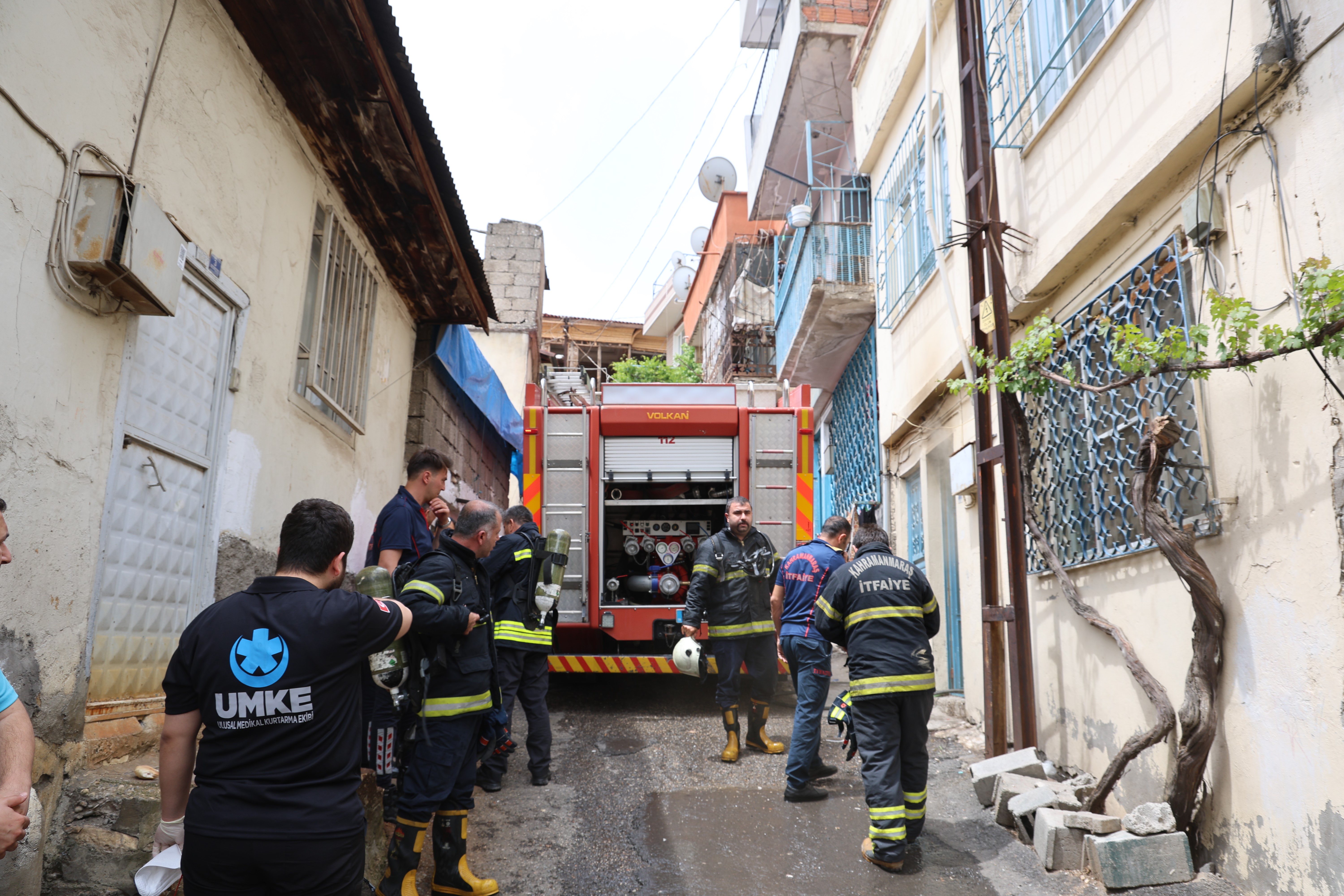 Kahramanmaraş'ta ev yangını: 1 kişi hastaneye kaldırıldı