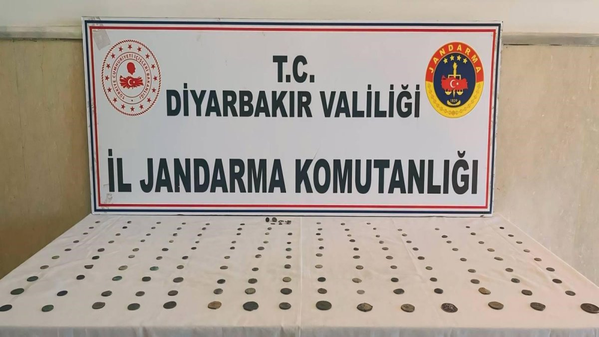 Diyarbakır’da tarihi eser kaçakçıları yakalandı