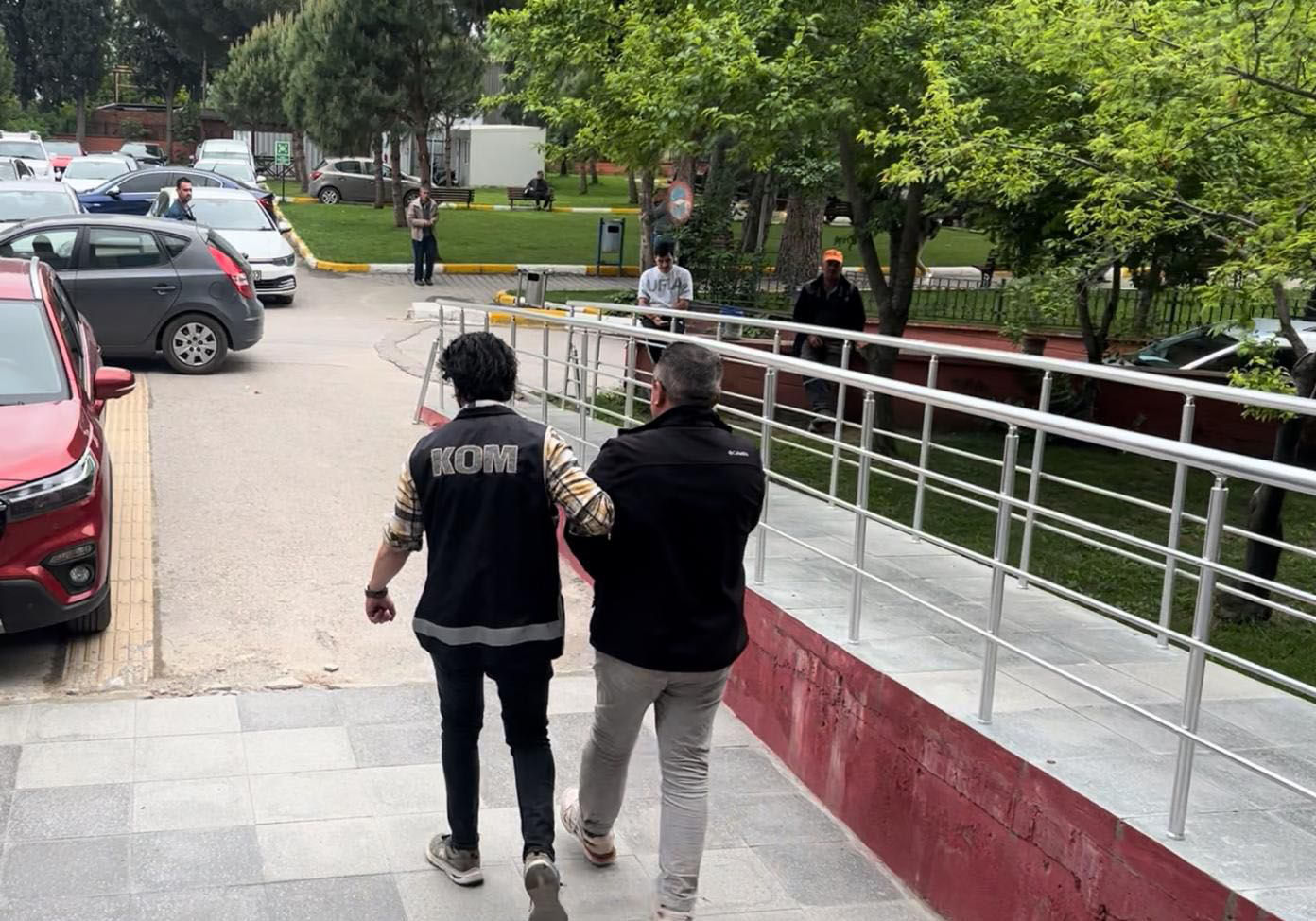 Balıkesir'de kaçak alkol operasyonu: 1 tutuklama