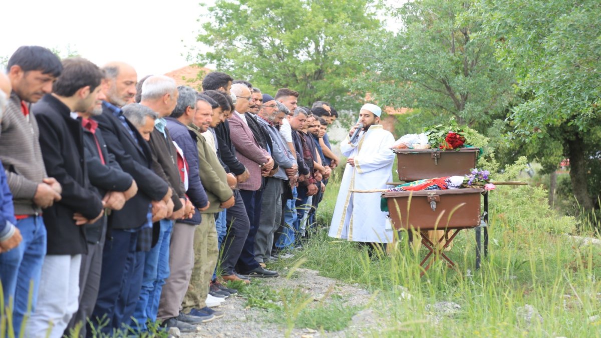 Yakın arkadaşları ölüm bile ayıramadı