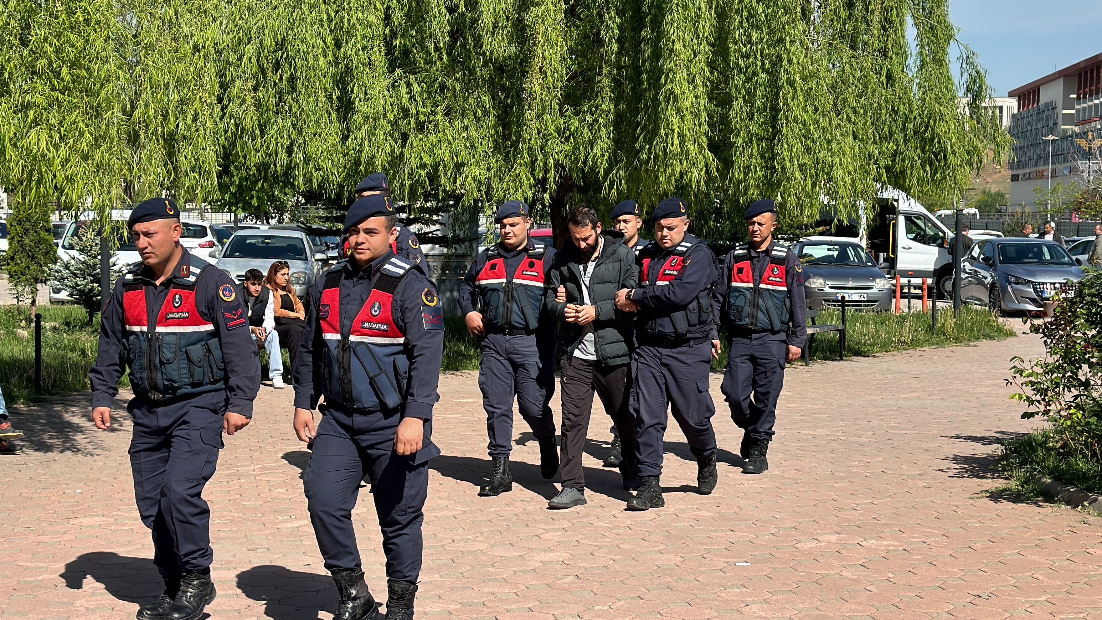 Sivas'ta firari hükümlü yakayı ele verdi