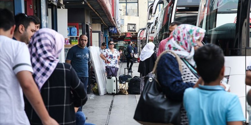 Otogarlarda seçim hareketliliği