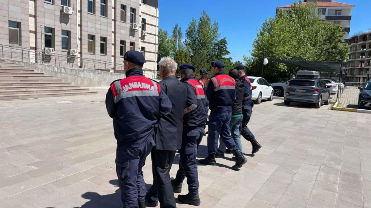 Yozgat’ta firari 6 hükümlü ekiplerden kaçamadı