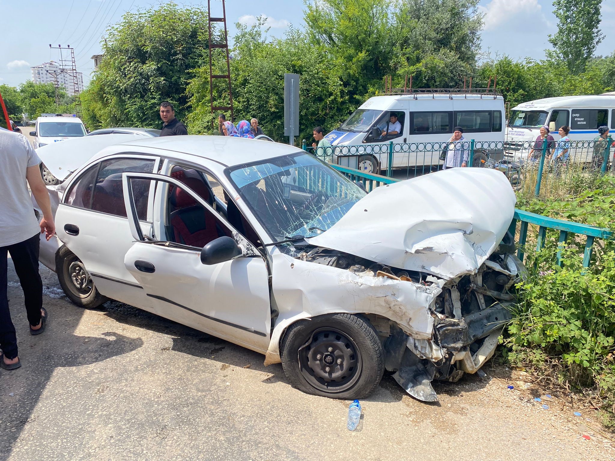 Adana'da can pazarı: Trafik kazasında 5 kişi yaralandı